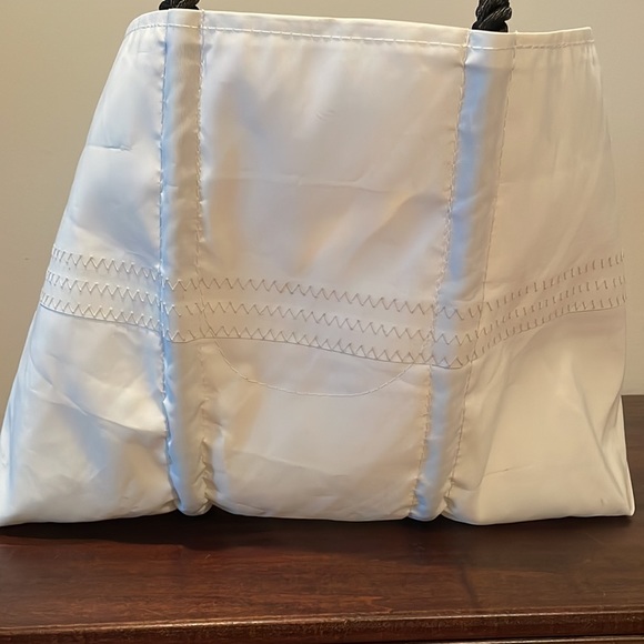 Sea Bags of Maine XL SURF White and Black Tote Bag - Picture 3 of 11